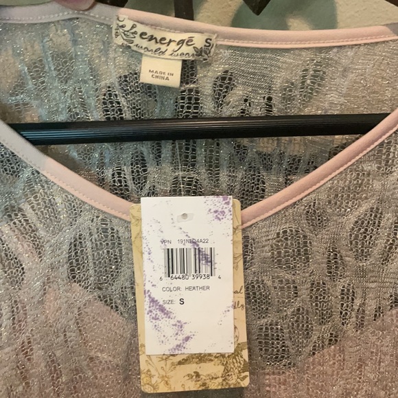 NWT Energe Gold cami with lace long sleeve on top - Picture 5 of 5
